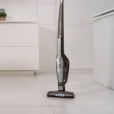 Aspirador Escoba 2 en 1 Electrolux ErgoRápido ZB3211